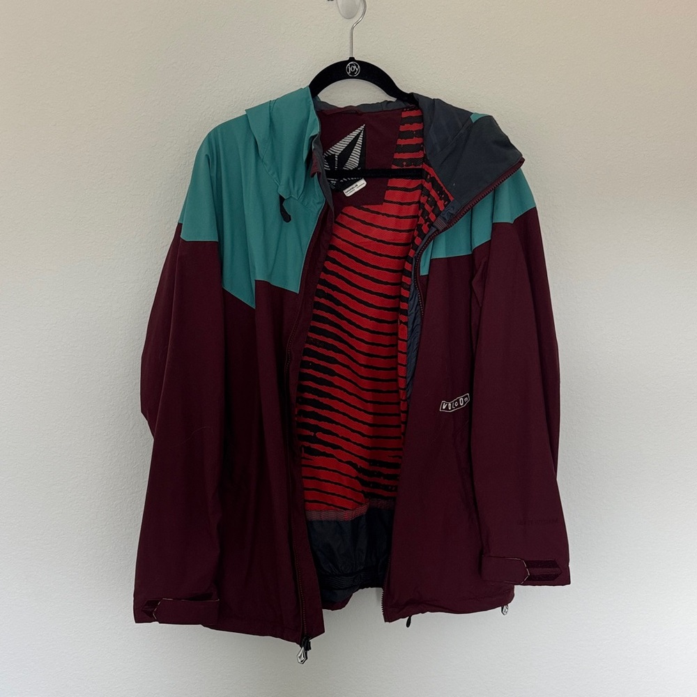 Volcom ski/snow Teal and Burgundy Jacket